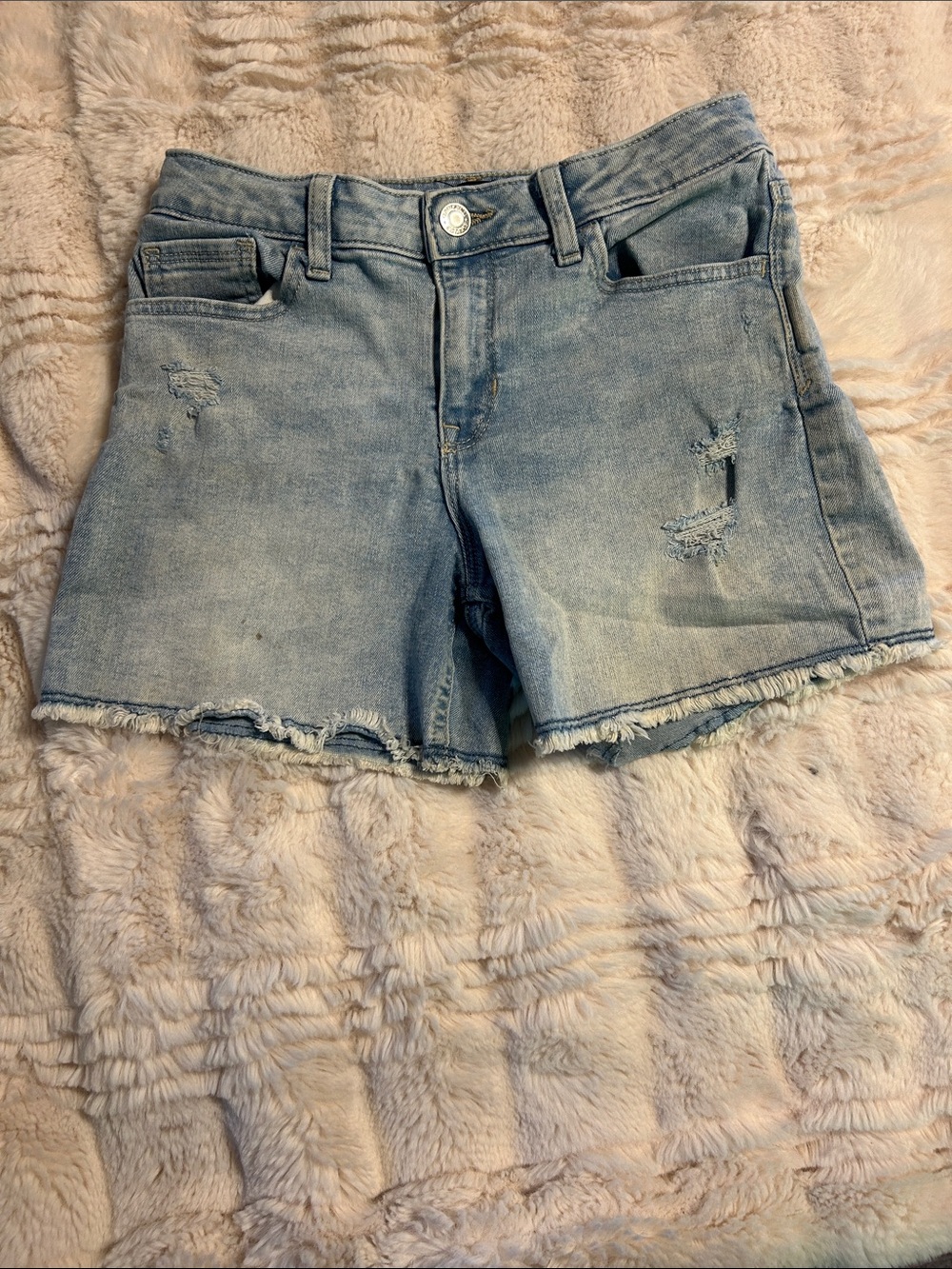 GAP Light Blue Denim Women's Distressed Shorts - Casual Summer Staple